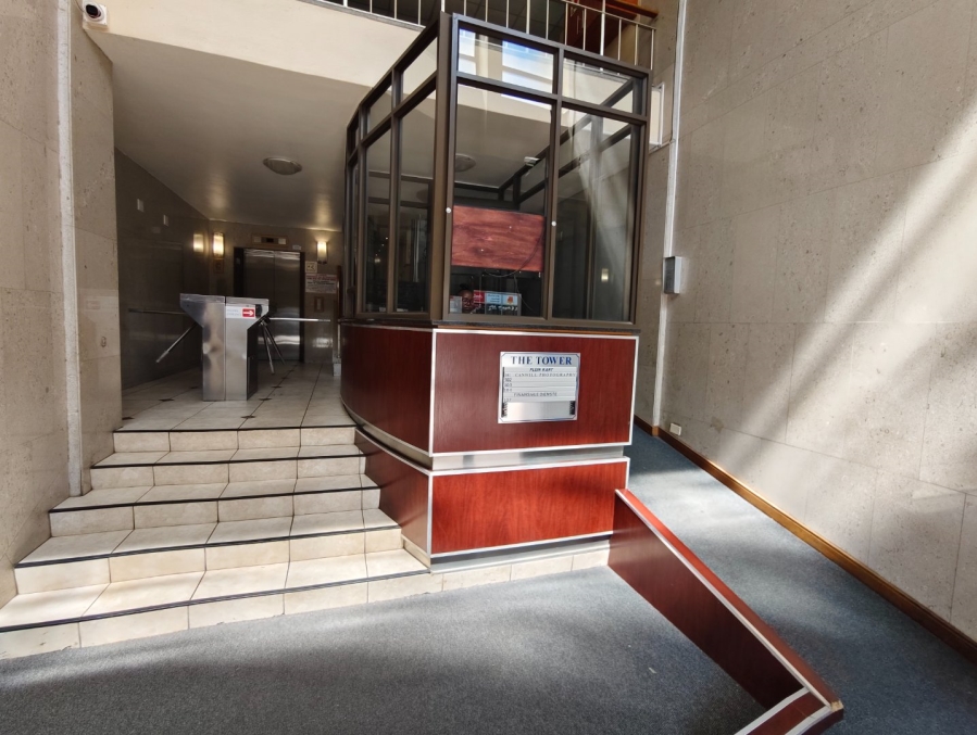 Commercial Property for Sale in Lemoenkloof Western Cape